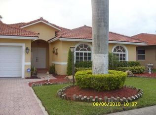 14865 SW 176th Ter, Miami, FL 33187