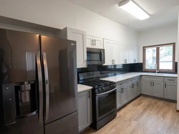 108 Academy St #A, Plymouth, PA 18651