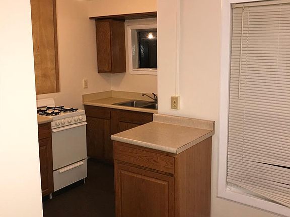 Dining Room/Kitchen 2