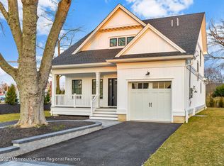 704 Oakwood Rd, Point Pleasant Beach, NJ 08742