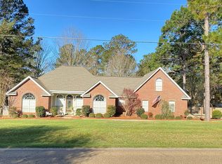 333 King Rd, Hattiesburg, MS 39402