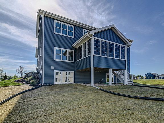 5th image of 2583 Notre Dame Dr