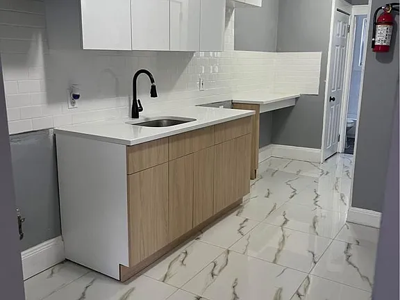 3 Bedrooms at 255 W End Ave #2L, Newark NJ — photo 1
