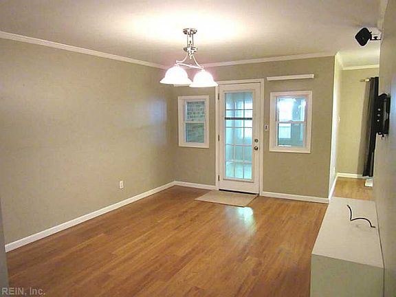 3rd image of 1253 Glyndon Dr