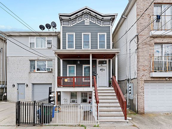 2nd image of 43 Jewett Ave