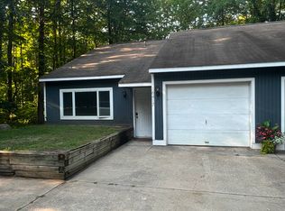 16417 Hickory St #16417, Spring Lake, MI 49456