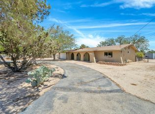 9131 6th St, Hesperia, CA 92345