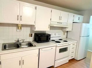 200 E Maple St APT 2B, Murray, UT 84107