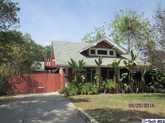 2nd image of 1241 E Villa St