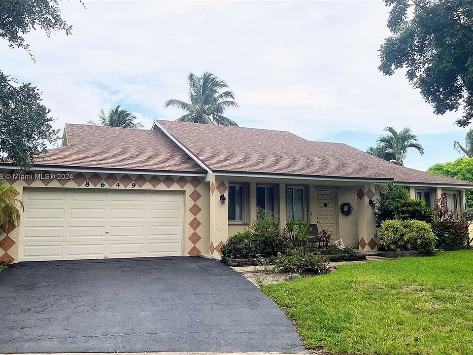 1st image of 8649 SW 51st St