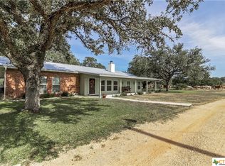 3455 County Road 297, Gonzales, TX 77954