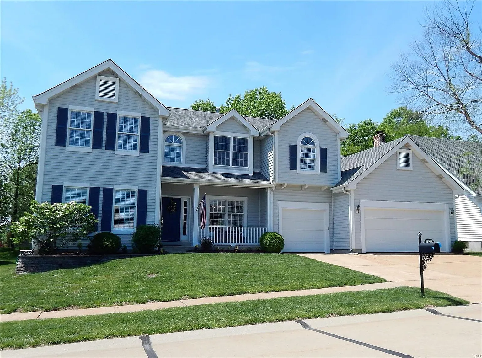 16565 Centerpointe Dr photo 1