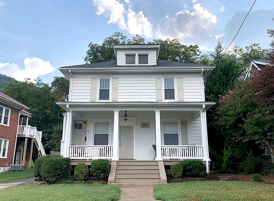 Front of duplex