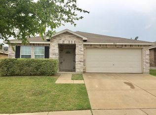 8014 Stowe Springs Ln, Arlington, TX 76002