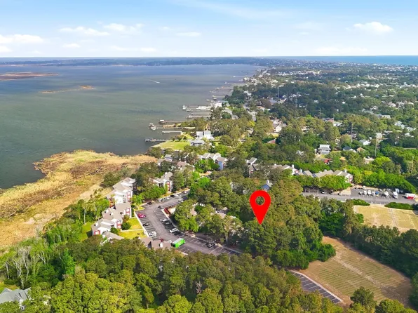 700 W 1st St #D5, Kill Devil Hills, NC 27948