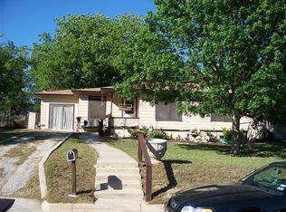 11 Acorn St, Lampasas, TX 76550