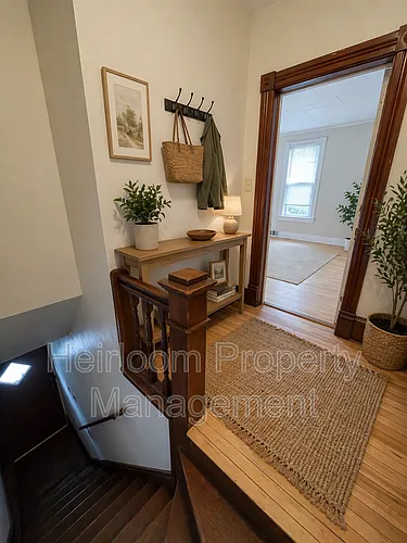 1302 W 1st St Photo 1