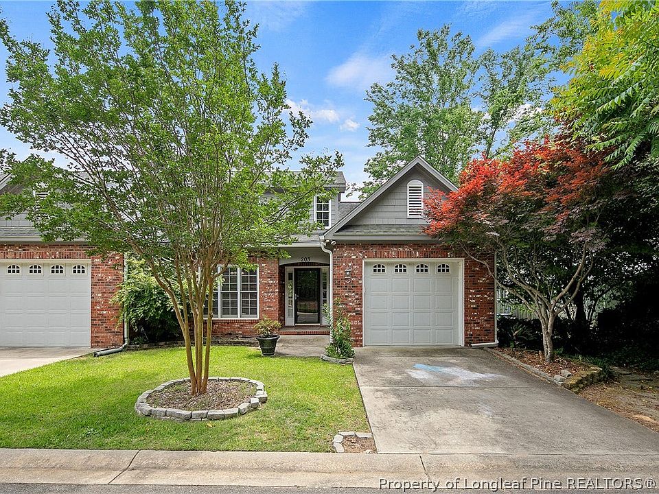 1st image of 203 Azalea Bluff Dr