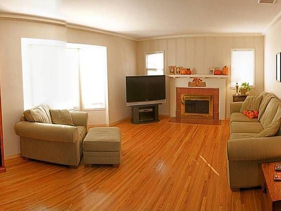 1st image of 1039 Manley Dr