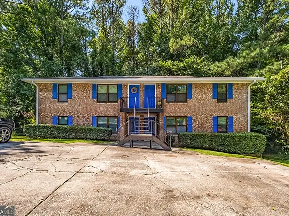 564 Springwoods Dr, Forest Park, GA