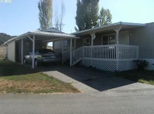 358 Woodview Dr, Glide, OR 97443