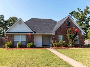 154 Ridgeland Dr, Maumelle, AR 72113