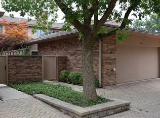 1412 Burr Oak Ct #0, Hinsdale, IL