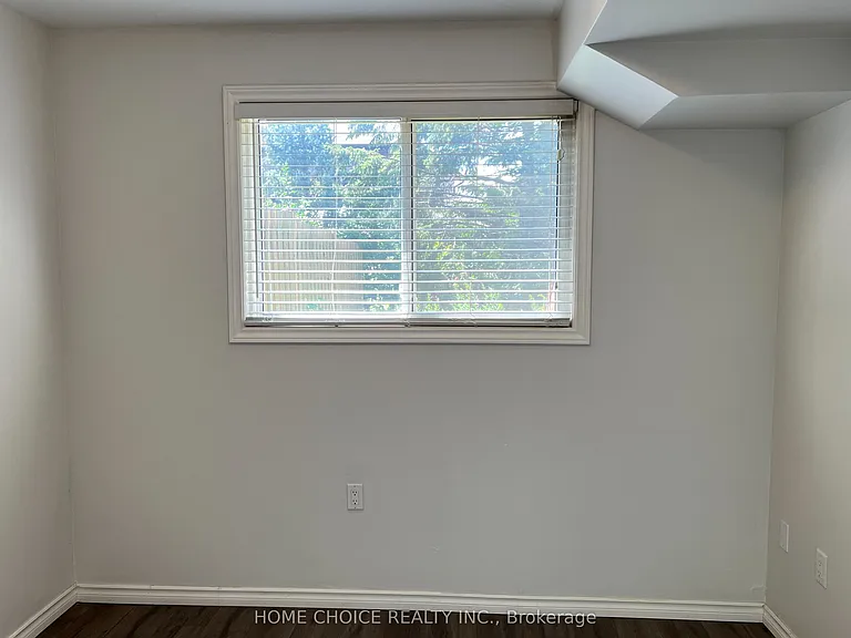 30 Porritt St #1 — Photo 14