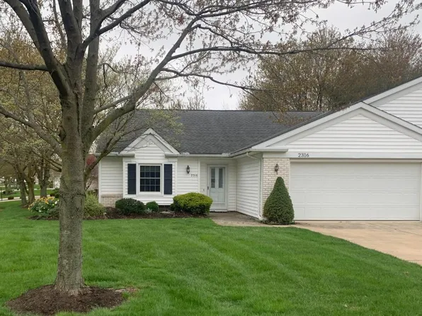 2316 Westwind Dr, Sandusky, OH 44870