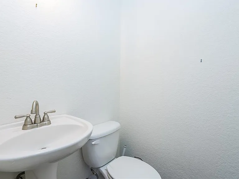 1381 Curlew Rd — Photo 21