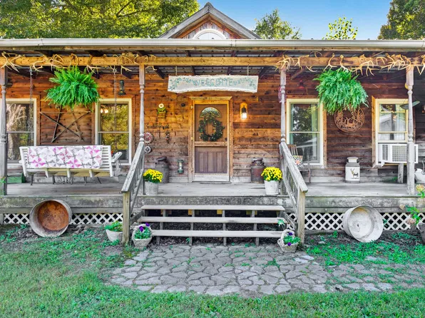 1208 Long Creek Rd, Dover, TN 37058