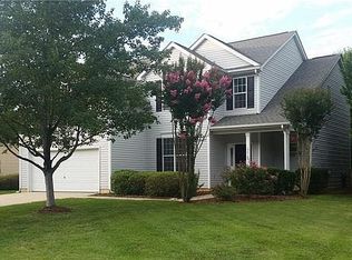 17219 Cambridge Woods Ct, Charlotte, NC 28277