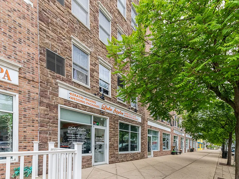 62-68 E Washington Ave — Photo 8