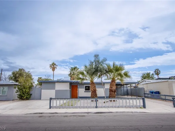 2205 Santa Clara Dr, Las Vegas, NV 89104