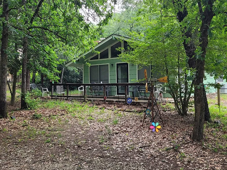 2239 W Holly Trl — Photo 1