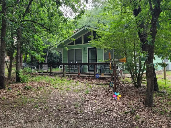 2239 W Holly Trl, Holly Lake Ranch, TX 75765