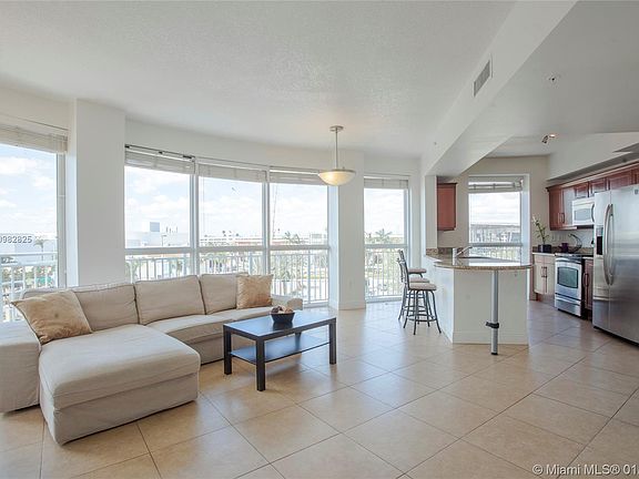 3rd image of 7270 N Kendall Dr #B303