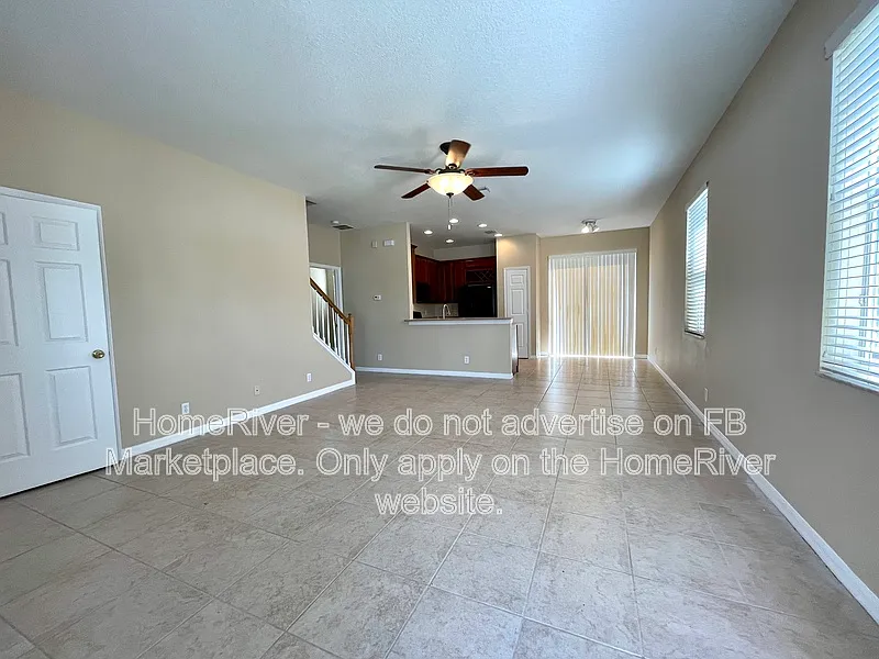 Venetian Bay — Photo 3