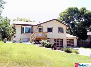 507 W 33rd Ave, Bellevue, NE 68005