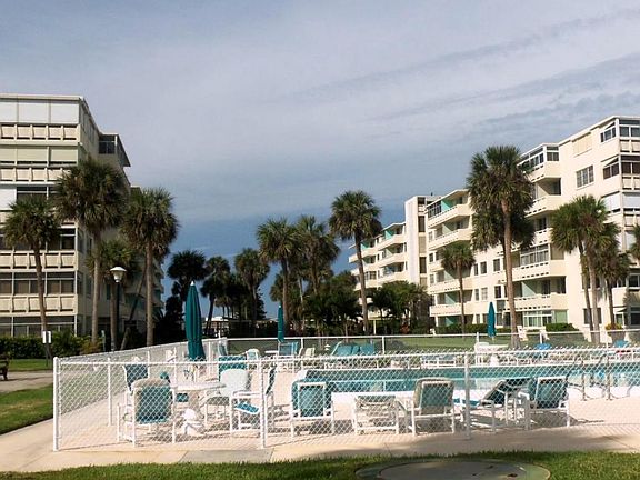 5th image of 2020 N Atlantic Ave APT 204-S