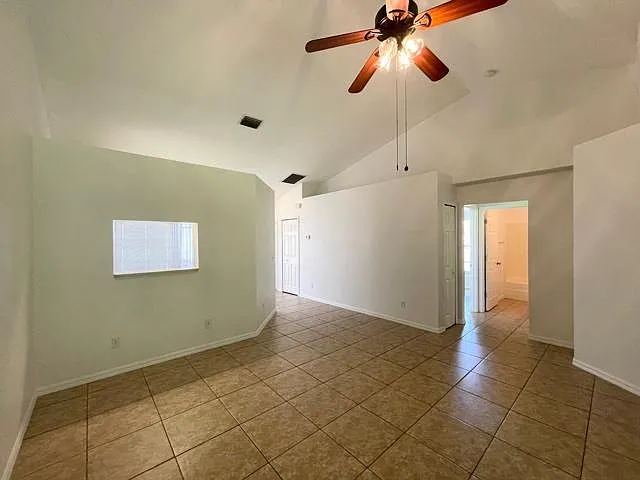 906 Cape Coral Pkwy W — Photo 18