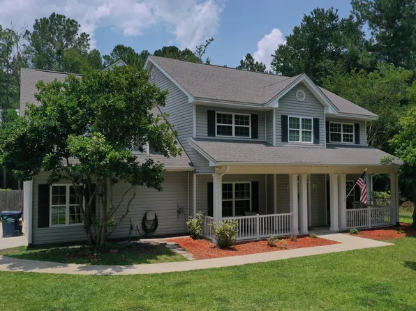 207 Mustang Ct, Woodbine, GA 31569