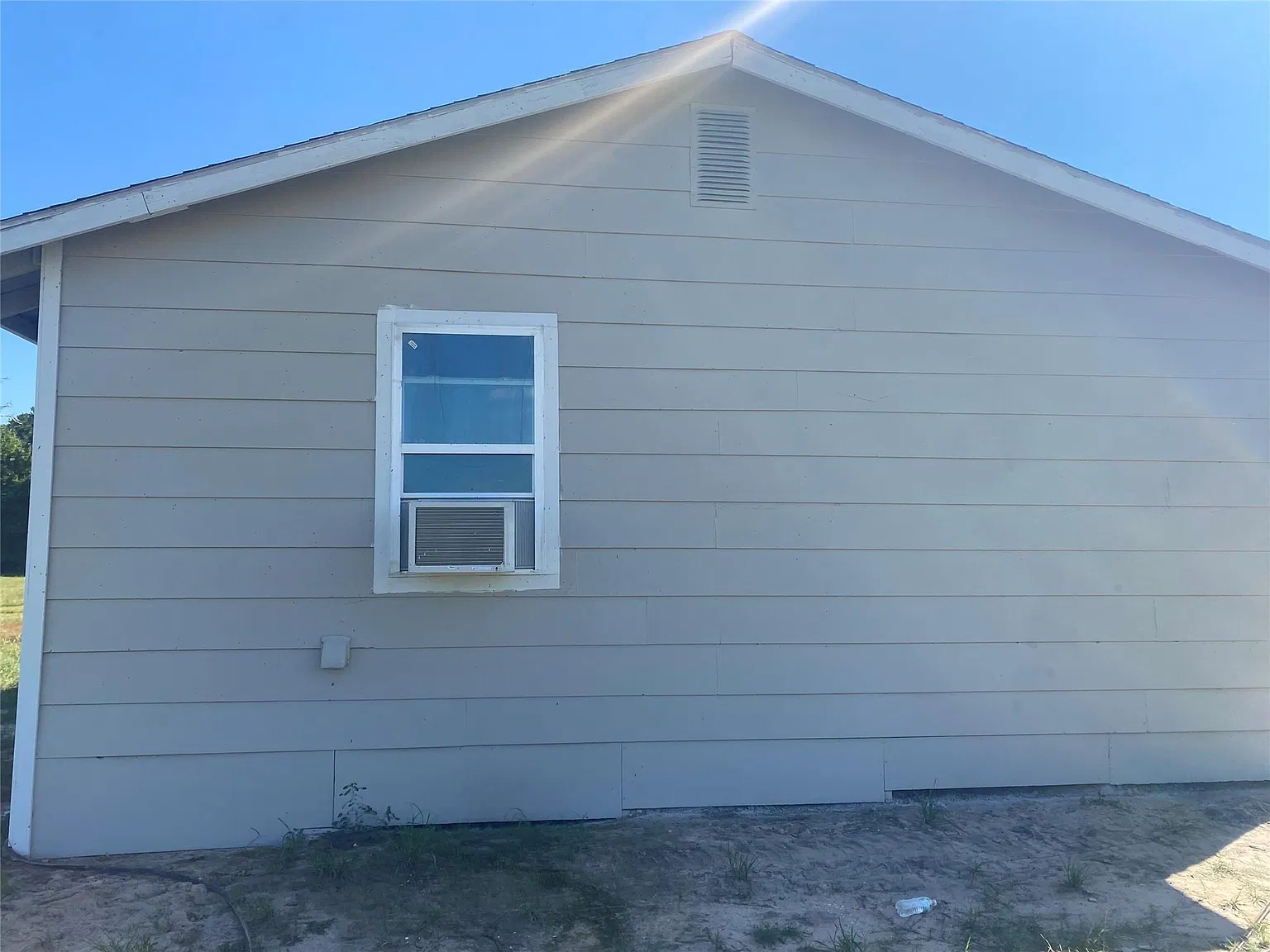 4 bed, 2.0 bath, 1482 sqft, $1,700 — Photo 4
