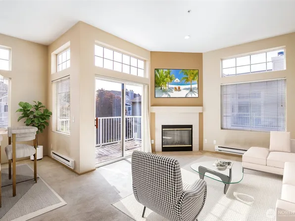 23521 55th Avenue S #12-2, Kent, WA 98032