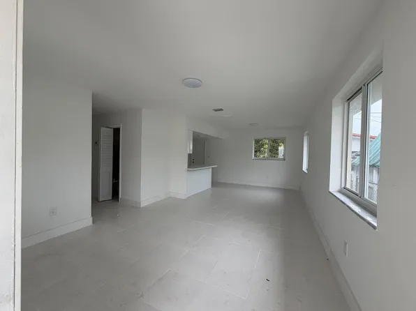 4375 NW 3rd St #4375, Miami, FL 33126