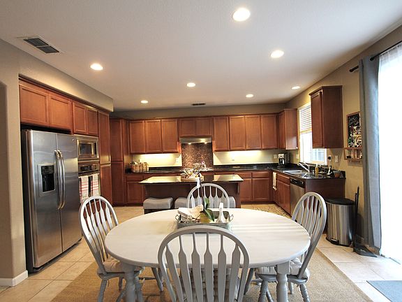 5th image of 6832 Sao Tiago Way