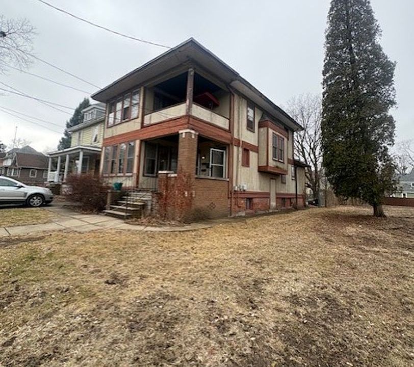 1st image of 1603-1605 N Linn St