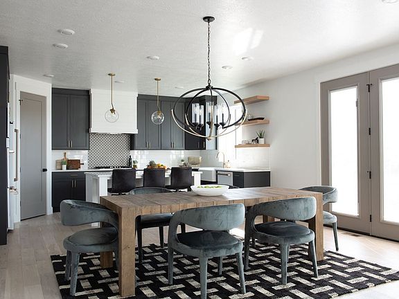 Finished home photos are representational images only. Chat with sales agent for details.