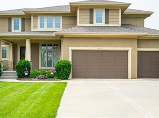 9117 W 158 St, Overland Park, KS 66221