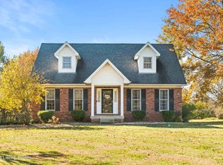 58 Tsueda Dr, Taylorsville, KY 40071